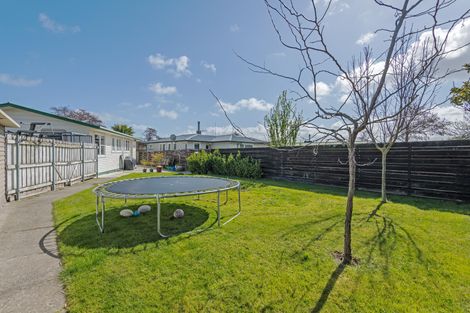 Photo of property in 22 Rhodes Drive, Kelvin Grove, Palmerston North, 4414
