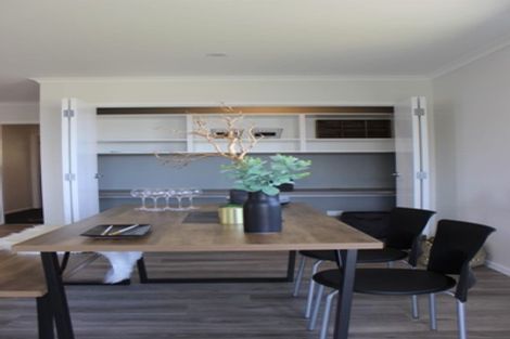 Photo of property in 55a Twin Parks Rise, Papakura, 2110