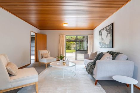 Photo of property in 15 Duval Grove, Tawa, Wellington, 5028