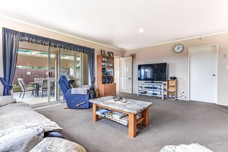 Photo of property in 30 Rosehill Place, Nawton, Hamilton, 3200