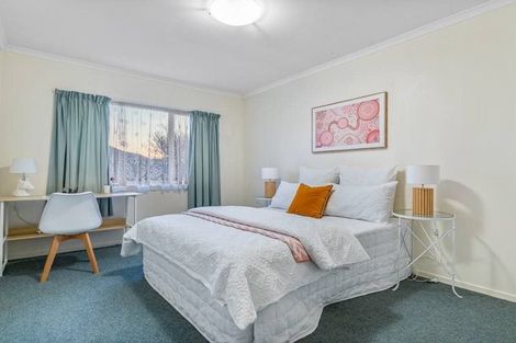 Photo of property in 12 Bokeen Lane, Flat Bush, Auckland, 2019