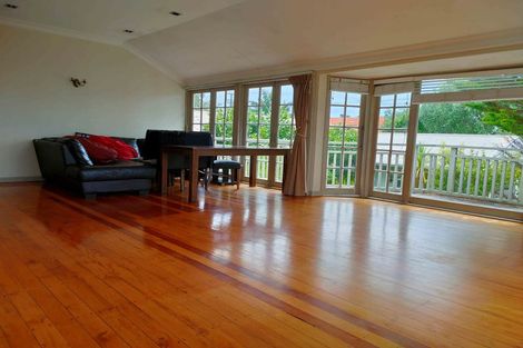 Photo of property in 7 Aberdeen Road, Castor Bay, Auckland, 0620