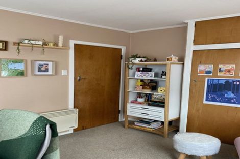 Photo of property in 31 Kaihuia Street, Northland, Wellington, 6012