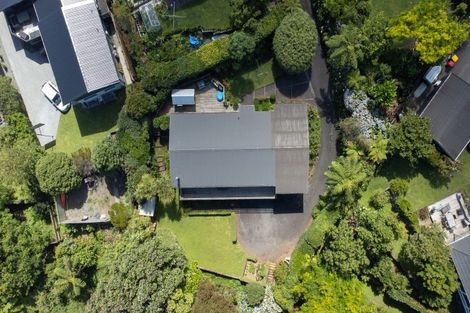 Photo of property in 108a Wairau Road, Oakura, 4314