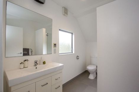 Photo of property in 5/12 Agra Crescent, Khandallah, Wellington, 6035