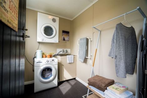 Photo of property in 44 Hargest Crescent, Saint Kilda, Dunedin, 9012