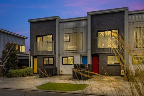 Photo of property in 25 Konoba Avenue, Kumeu, 0810