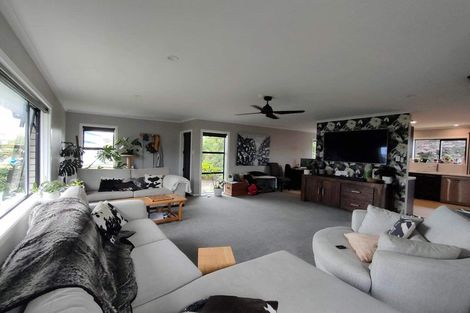 Photo of property in 51 Mears Road, St Andrews, Hamilton, 3200