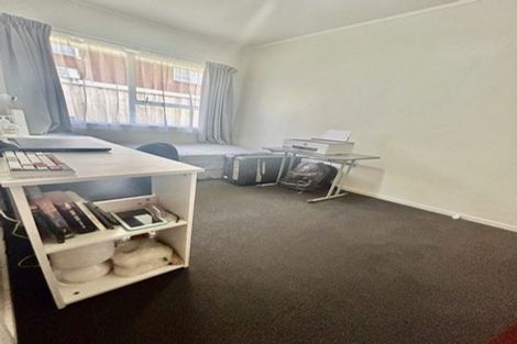 Photo of property in 8/318 Te Atatu Road, Te Atatu South, Auckland, 0610