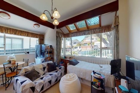 Photo of property in 9 Burnham Street, Seatoun, Wellington, 6022