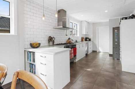 Photo of property in 33 Revans Street, Featherston, 5710