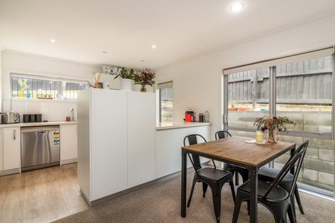 Photo of property in 1/158 Centaurus Road, Saint Martins, Christchurch, 8022