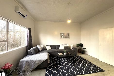 Photo of property in 21 Elderlee Street, Milton, 9220