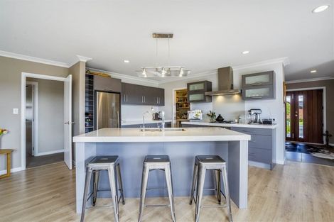 Photo of property in 2 Gibbston Close, Huntington, Hamilton, 3210