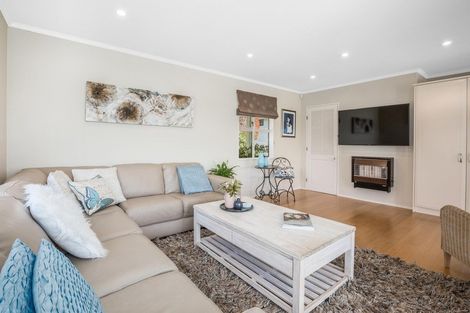 Photo of property in 15 Bosun Terrace, Whitby, Porirua, 5024