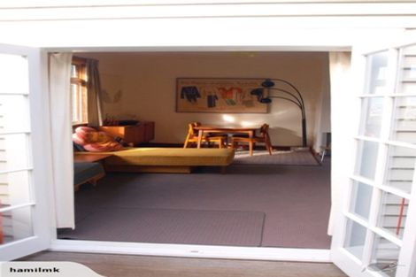 Photo of property in 35 Mortimer Terrace, Aro Valley, Wellington, 6021