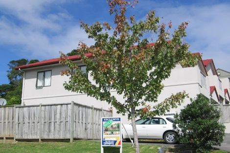 Photo of property in 9/42 Fields Parade, Oteha, Auckland, 0632