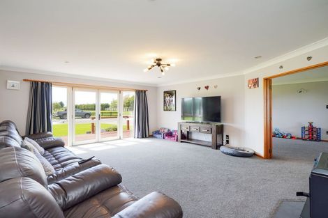 Photo of property in 381 Bay Road, West Plains, Invercargill, 9879