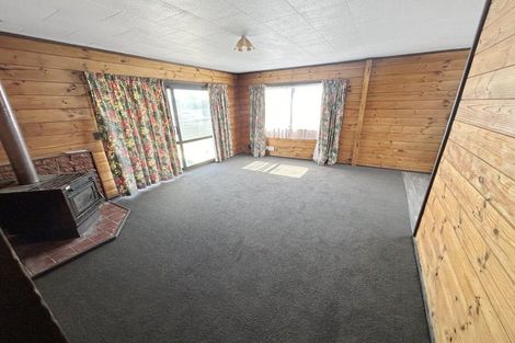 Photo of property in 22 Raupo Street, Castlecliff, Whanganui, 4501