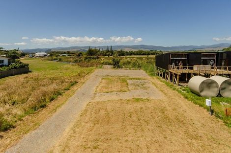 Photo of property in 38 Kapiti Lane, Otaki Beach, Otaki, 5512