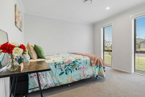 Photo of property in 14 Murray Ward Drive, Te Kauwhata, 3710