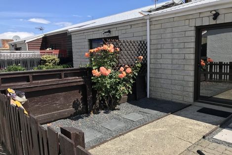 Photo of property in 123d Macandrew Road, South Dunedin, Dunedin, 9012