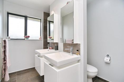 Photo of property in 12 Beech Drive, Rangiora, 7400