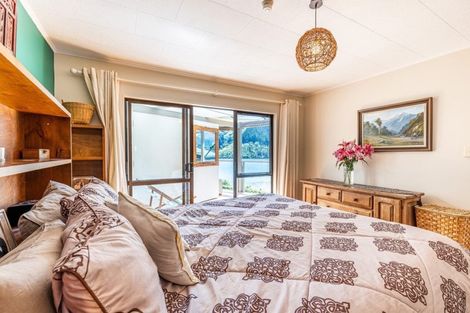 Photo of property in 728 Cable Bay Road, Cable Bay, Nelson, 7071