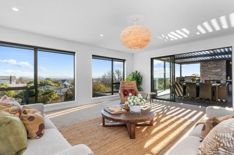 Photo of property in 19 Gwynfa Avenue, Cashmere, Christchurch, 8022