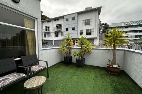 Photo of property in Fernhill Flats, 1/324 The Terrace, Te Aro, Wellington, 6011