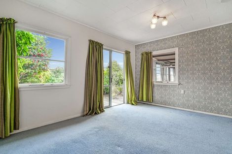 Photo of property in 19 Melville Street, Waipawa, 4210