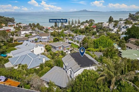 Photo of property in 8 Oban Road, Browns Bay, Auckland, 0630