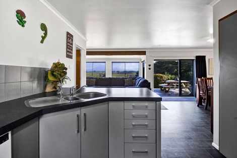 Photo of property in 14 Normanby Road, Normanby, Hawera, 4675