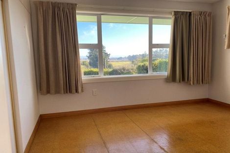Photo of property in 413 Cashmere Road, Westmorland, Christchurch, 8025