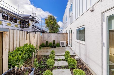 Photo of property in 3/150 Hills Road, Edgeware, Christchurch, 8013