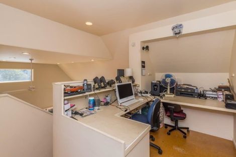 Photo of property in 246 Heatherlea East Road, Levin, 5571