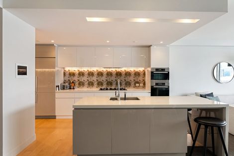 Photo of property in Clyde Quay Wharf, 3d/1 Clyde Quay Wharf, Te Aro, Wellington, 6011