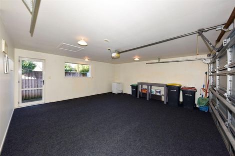 Photo of property in 4 Rosefield Lane, Northcote, Christchurch, 8052