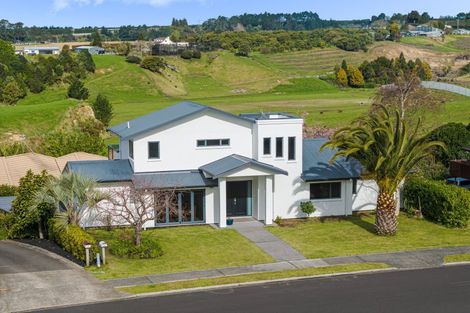 Photo of property in 47 Norm Freeman Drive, Te Puke, 3119