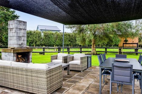 Photo of property in 361 Corbett Road, Paraite, New Plymouth, 4373