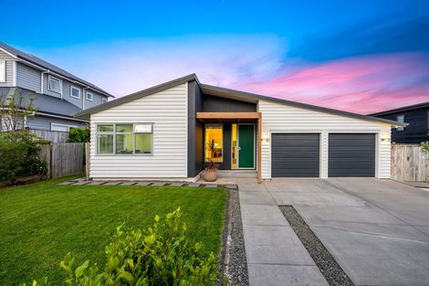 Photo of property in 3 Greenlink Rise, Long Bay, Auckland, 0630