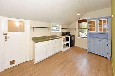 Photo of property in 59 Saint Davids Street, Lyttelton, 8082