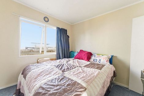 Photo of property in 170 Mahia Road, Wattle Downs, Auckland, 2103