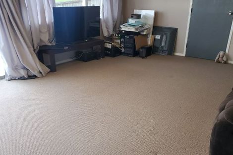 Photo of property in 105 Macleans Road, Bucklands Beach, Auckland, 2014