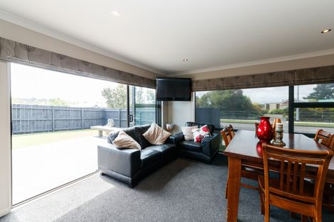 Photo of property in 63d James Line, Kelvin Grove, Palmerston North, 4414