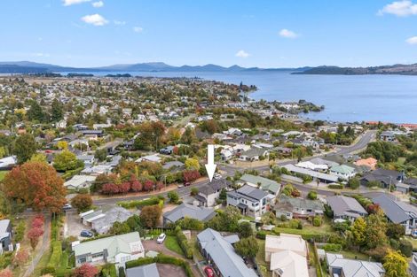 Photo of property in 1/46 Shepherd Road, Waipahihi, Taupo, 3330