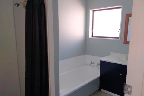 Photo of property in 2/12 Beveridge Place, Greenmeadows, Napier, 4112