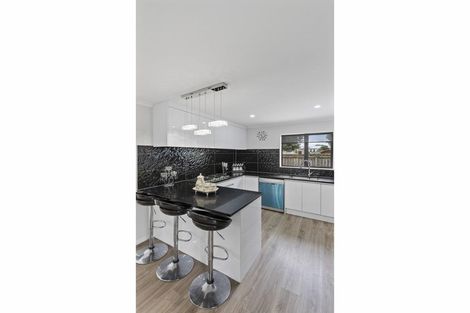 Photo of property in 127a Puhinui Road, Papatoetoe, Auckland, 2104