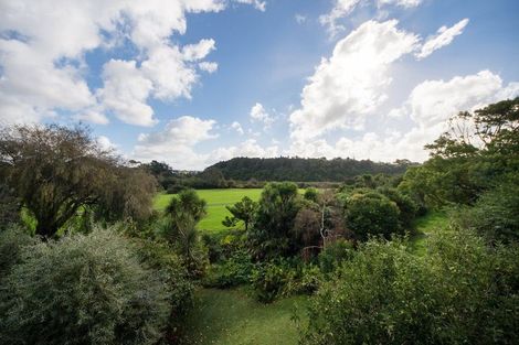 Photo of property in 11 Taioma Crescent, Te Atatu Peninsula, Auckland, 0610