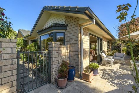 Photo of property in 6 Saint Heliers Place, Papamoa Beach, Papamoa, 3118